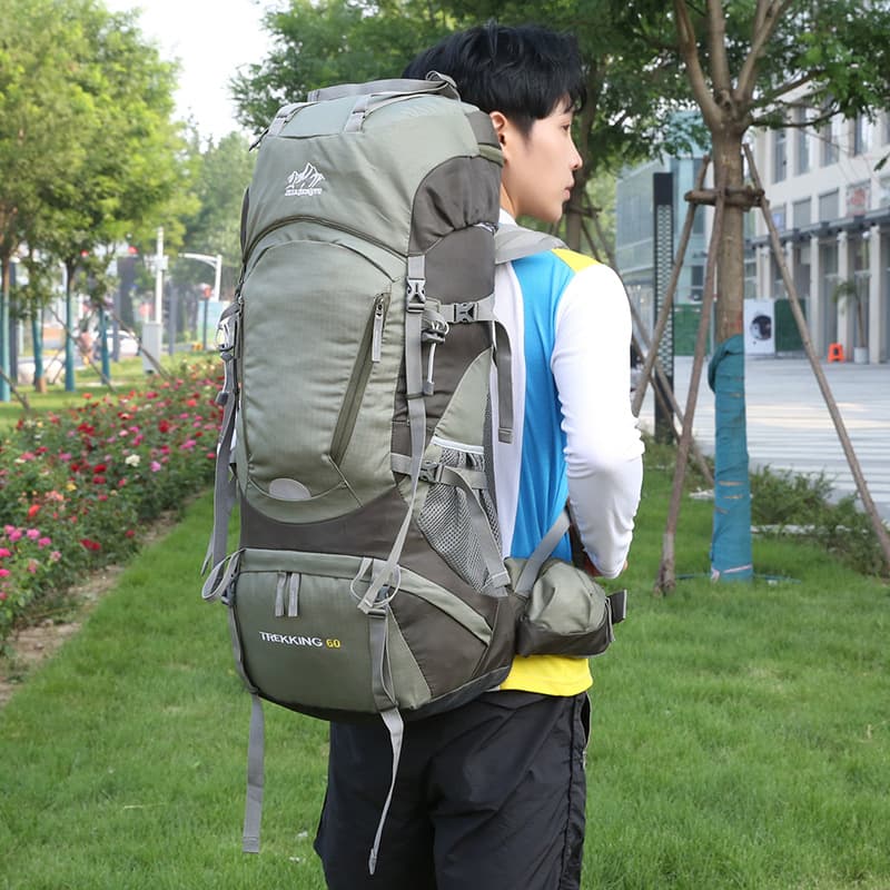 登山リュック 高耐久大容量トレッキングリュック
