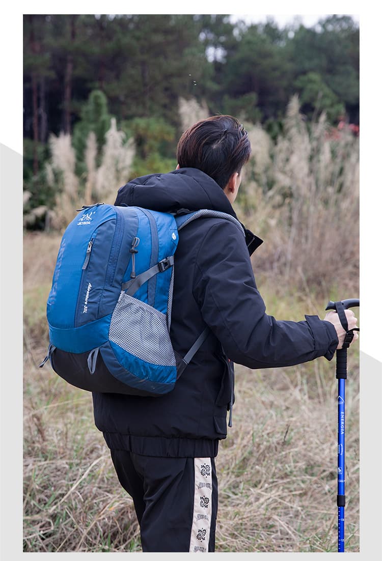 登山リュック 軽量快適 トレッキングパック