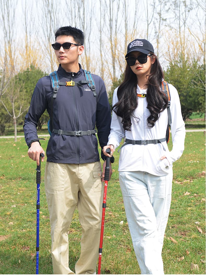 登山リュック 軽快行動派のハイキングバッグ