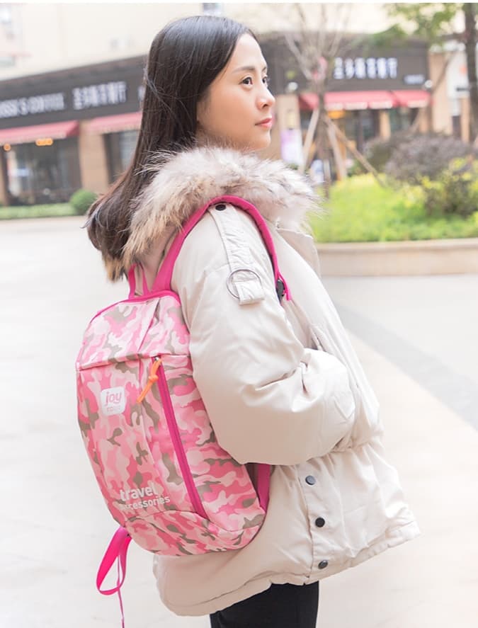 登山リュック 特殊軽量コンパクトリュック